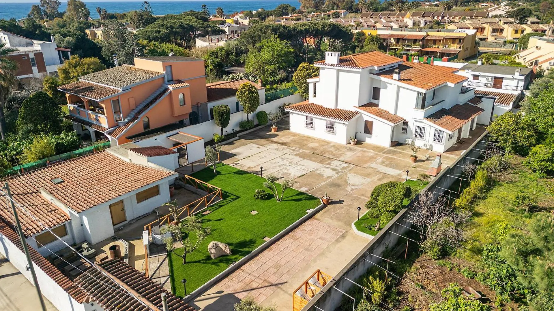 Domo De Iannas By Propertize Apartamento Quartu SantʼElena Itália