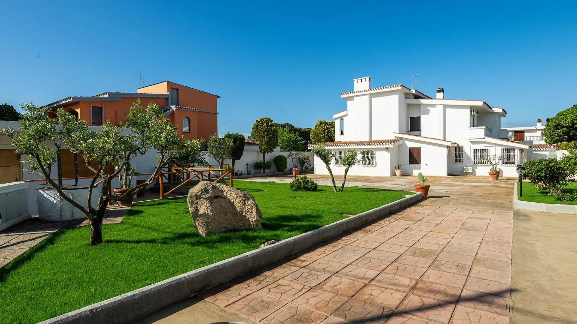 Domo De Iannas By Propertize Apartamento Quartu SantʼElena