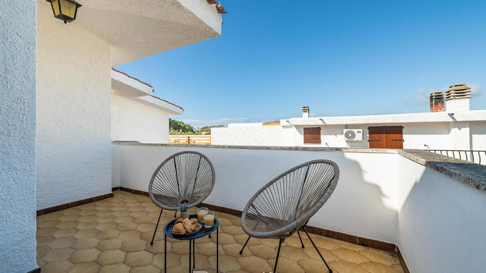Domo De Iannas By Propertize Apartamento Quartu SantʼElena 0*,  Itália